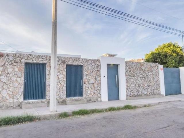 Casa de 384 m² con 3 recámaras en venta en Hermosillo