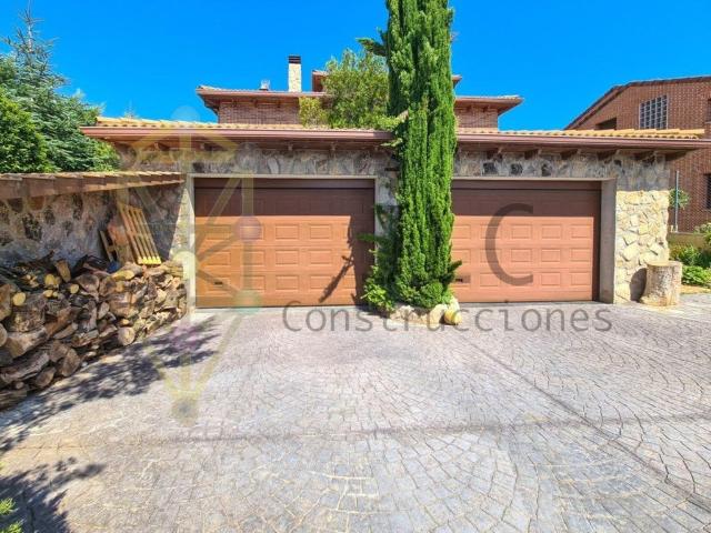Casa de 385 m2 en venta El Casar de Talamanca, Castilla La Mancha