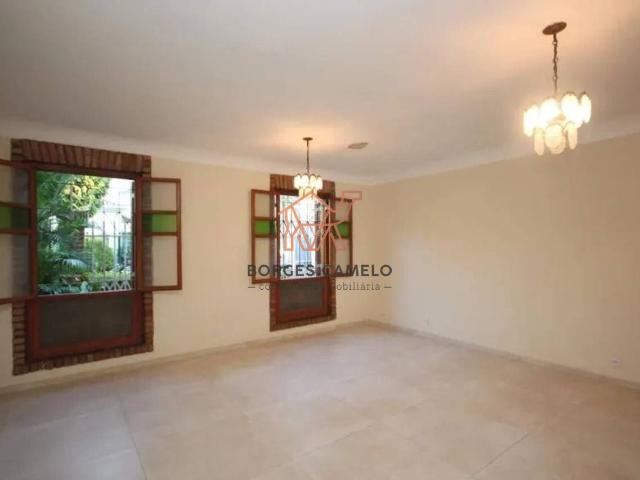 Casa de 390 m² na Professor Carlos Pereira da Silva Belvedere Belo Horizonte MG, à venda por R$ 2.600.000 ou aluguel por R$ 22.000/mês