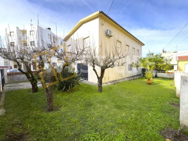 Casa de 390 m² à venda Centro, Mafra, Lisboa
