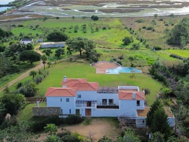 Prestigiosa casa de 390 m² à venda Tavira, Portugal