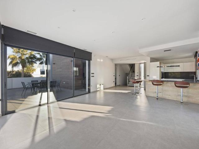 Casa de 300 m2 en venta Algorfa, España