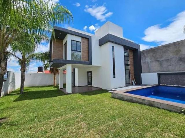 Casa de 300 m² con 3 recámaras en venta en Altos de Oaxtepec