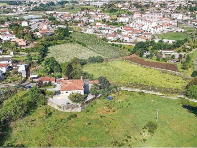 Casa de 308 m² à venda Vila Nova de Famalicão, Braga