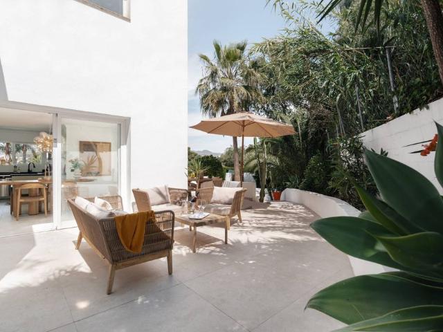 Casa de 320 m2 en venta Estepona, España