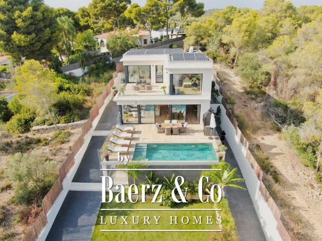Casa de 322 m2 en venta Carrer de Pere Mestres, Cunit, Cataluña