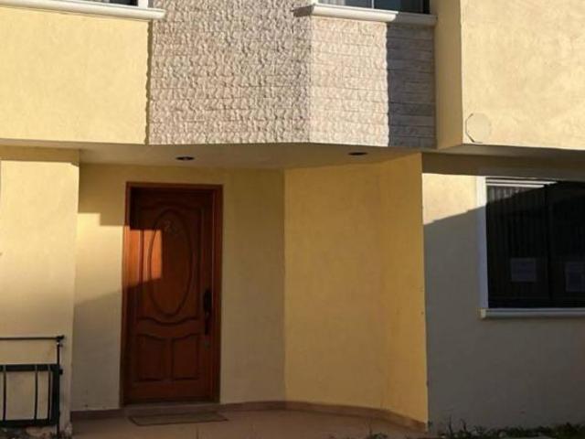 Casa de 324 m² con 3 recámaras en venta en San Antonio el Desmonte, Pachuca, ¡Gran Oferta!