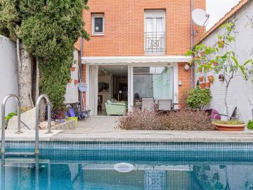 Casa de 328 m2 en venta Tres Cantos, Comunidad de Madrid