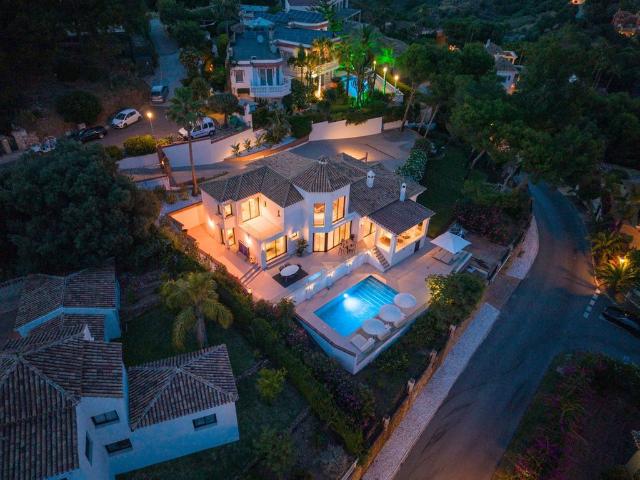 Casa de 328 m2 en venta Las Chapas, Andalucía