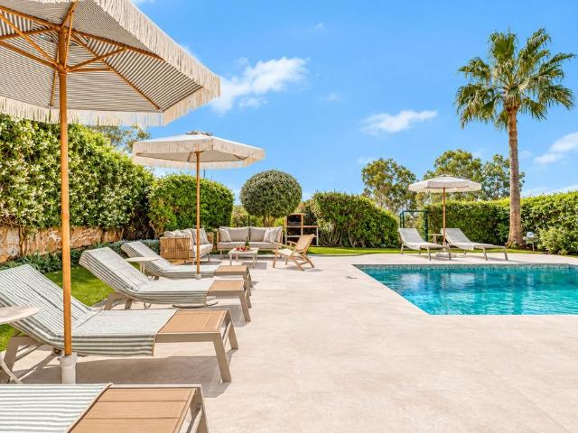 Casa de 334 m2 en venta Estepona, Andalucía