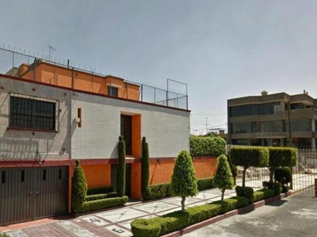 Casa de 336 m² con 4 recámaras en venta en Jardín Balbuena