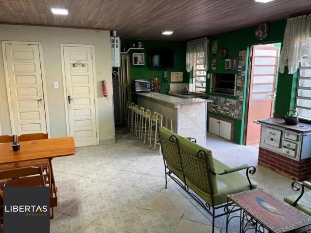 Casa de 3 dormitórios à venda no Bairro Rubem Berta Porto Alegre