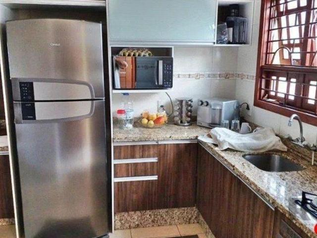Casa de 3 dormitórios no bairro Sarandi