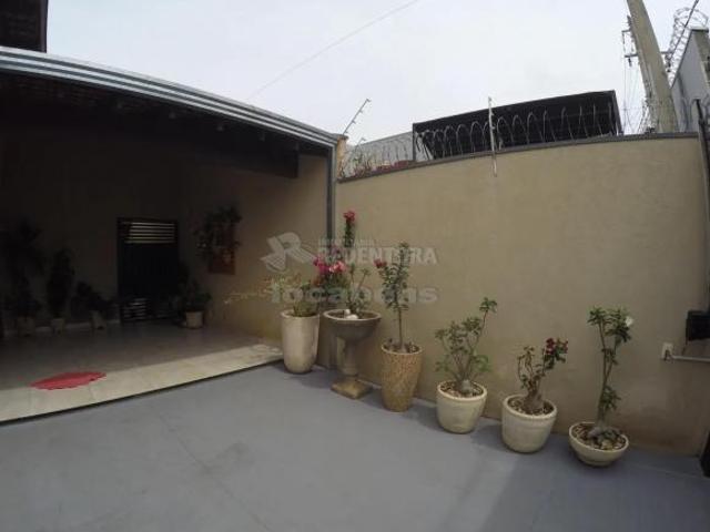 Casa de 3 dormitórios Residencial Parque das Amoras II