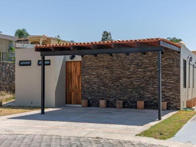 Casa de 3 habitaciones en Ajijic, un solo piso, a 3 minutos de Walmart y Centro Comercial Laguna Mal