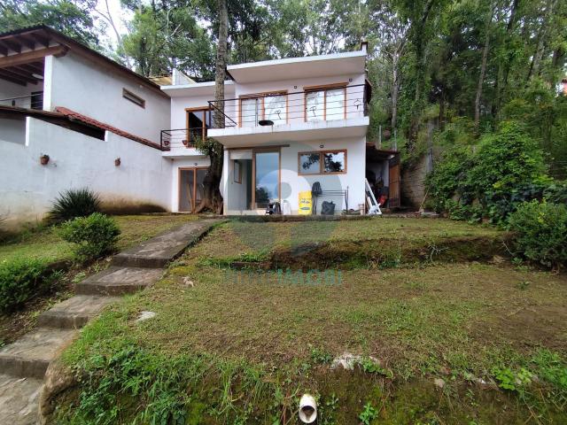 Casa de 3 habitaciones en RENTA cerca de la deportiva Valle de Bravo