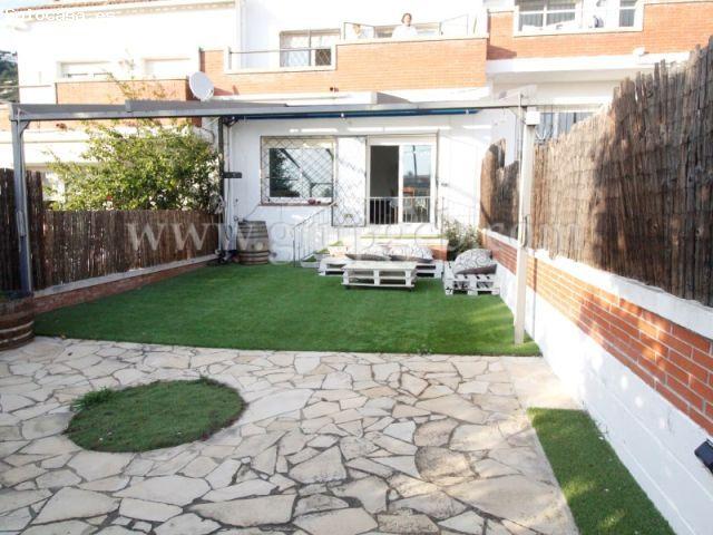 Casa de 3 habitaciones para alquiler anual