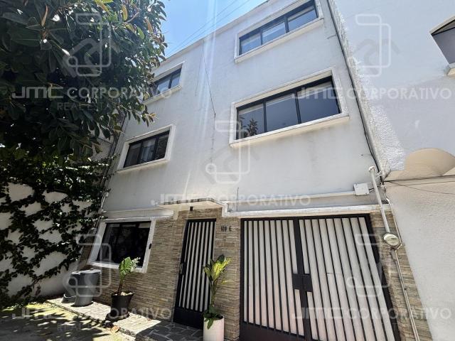 Casa de 3 niveles en renta Polanco, Seneca