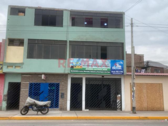 Casa De 3 Pisos Con 160 M² De Terreno