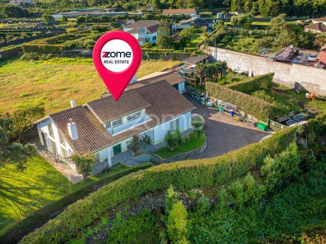 Casa de 3 quartos em 3.800 m² com vista para o mar e privacidade
