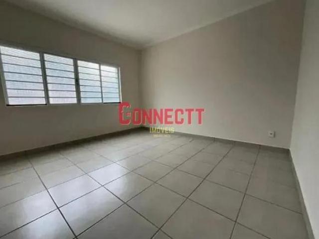 CASA DE 3 QUARTOS SENDO 1 SUITE 4 VAGAS NA VILA TIBÉRIO