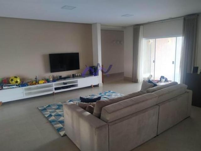 CASA DE 3 QUARTOS SUÍTES + ESCRITÓRIO + PRÓXIMO À PORTARIA + JARDIM BOTÂNICO