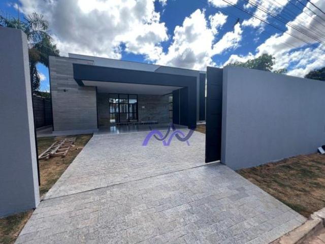 CASA DE 3 QUARTOS SUÍTES + JARDIM BOTÂNICO + ESTUDA SE PERMUTA