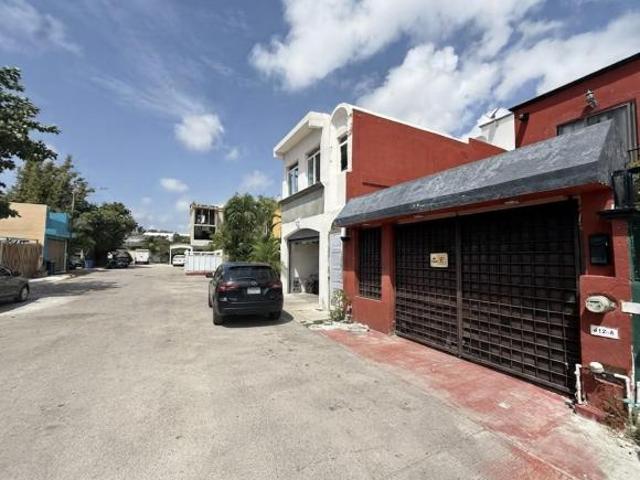 CASA DE 3 RECAMARAS A 10 MINUTOS DE LA PLAYA