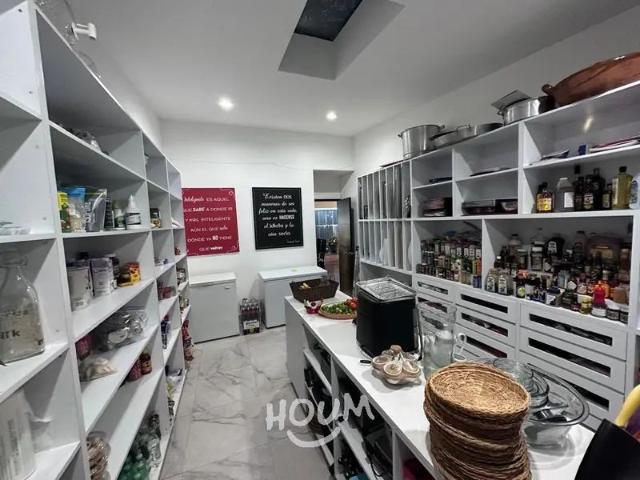 Casa en Condado de Sayavedra. 3 recámaras. 700 m2