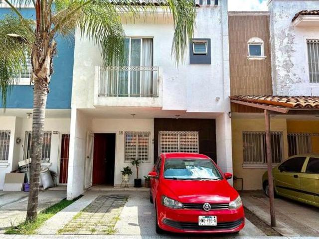 Casa de 3 Recamaras Dentro de coto privado en Cumbres del Nilo