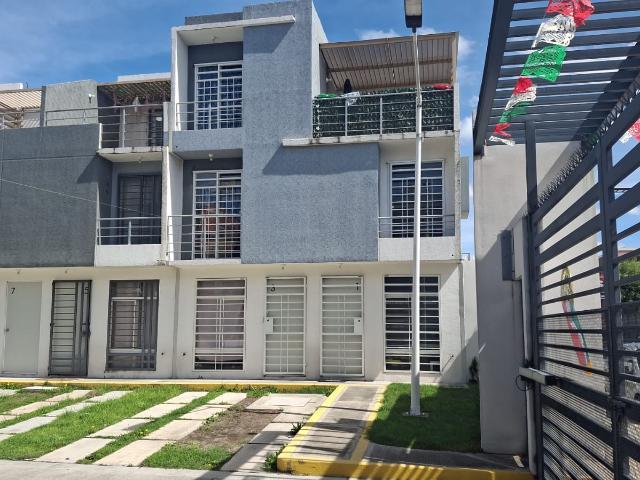 Casa de 3 recámaras en Renta, Vianova, Ojo de Agua, Tecámac