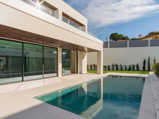 Casa de 444 m² vendas R. Gerânios, 2750 Cascais, Portugal, Cascais, Lisboa