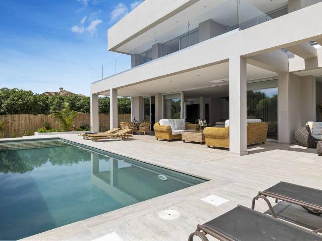 Casa de 450 m2 en venta San Pedro de Alcántara, Andalucía