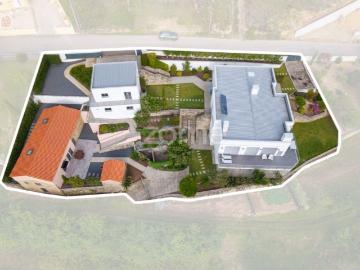 Casa de 464 m² à venda Oliveira de Azeméis, Portugal