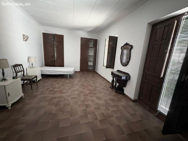 CASA DE 480M2 EN SAN BENITO