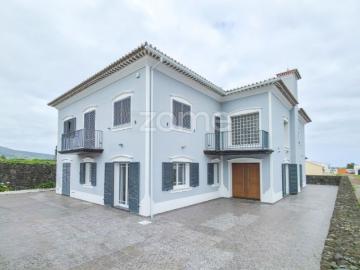 Prestigiosa casa de 487 m² à venda Ponta Delgada, Açores