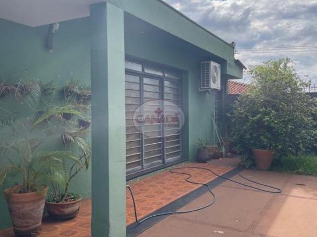 Casa de 420 m² com 3 quartos à venda no Jardim Sumaré