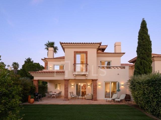 Casa de 422 m² à venda Sesmarias, Vila Real de Santo António, Faro