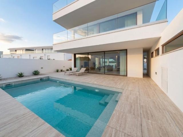 Casa de 428 m² à venda Vila Nova de Gaia, Porto