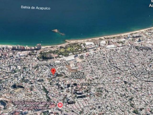 Casa de 435 m² con 5 recámaras en venta en Acapulco de Juárez Centro