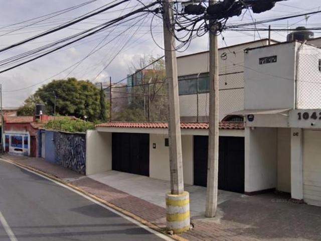 Casa de 435 m² con 5 recámaras en venta en San Jerónimo Lídice