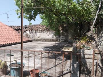 Casa de 4 +1 Quartos com Espaço Externo