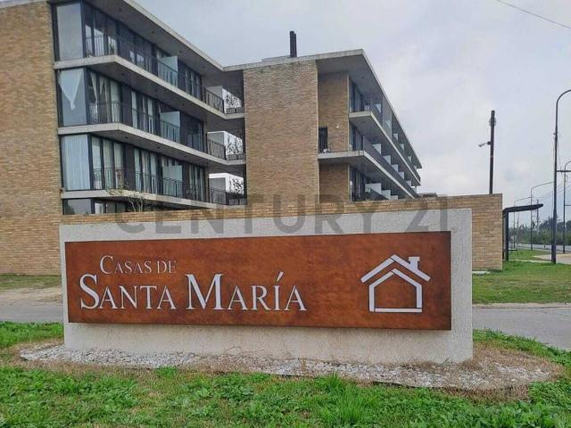 Casa de 4 ambientes en alquiler por 24 meses – Casas de Santa María | Villanueva