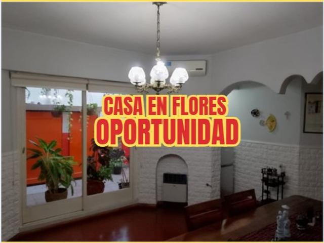 Casa de 4 ambientes en Venta en Flores en Inmomap