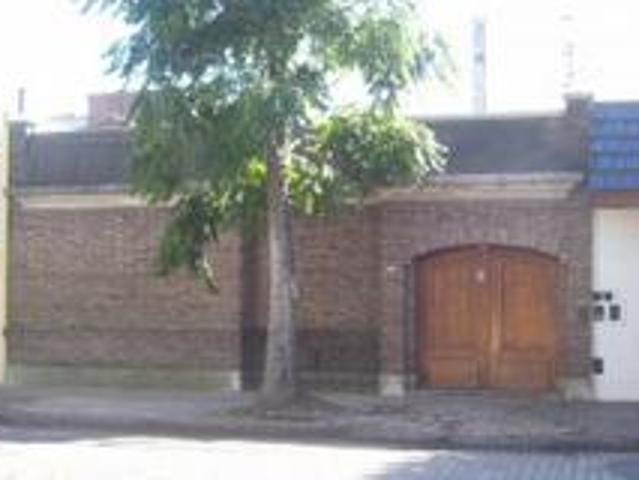 Casa de 4 ambientes en Venta en Floresta en Inmomap