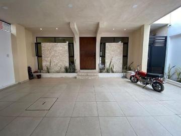 Casa de 4 habitaciones en Leandro Valle Polígono