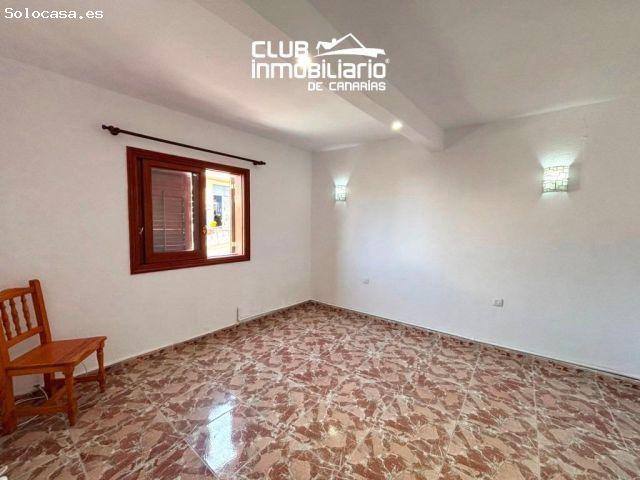 Casa de 4 habitaciones sin amueblar en el corazón de Tejina