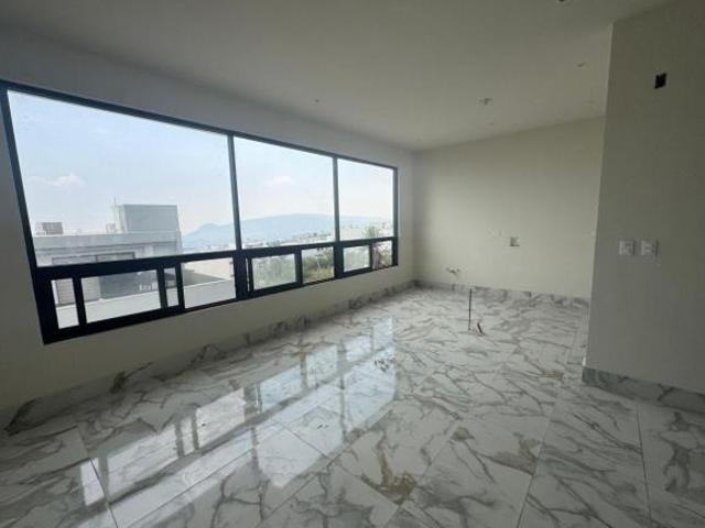 CASA DE 3 NIVELES EN ELITE PREMIER