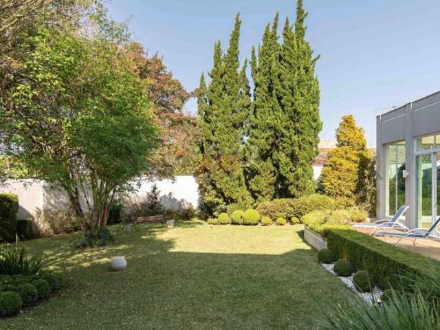 Casa de 4 Suítes à Venda na Rua Teófilo Soares Gomes | Jardim Social Curitiba