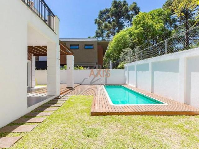 Casa de 4 Quartos á Venda no Condomínio Lakewood | Santa Felicidade Curitiba